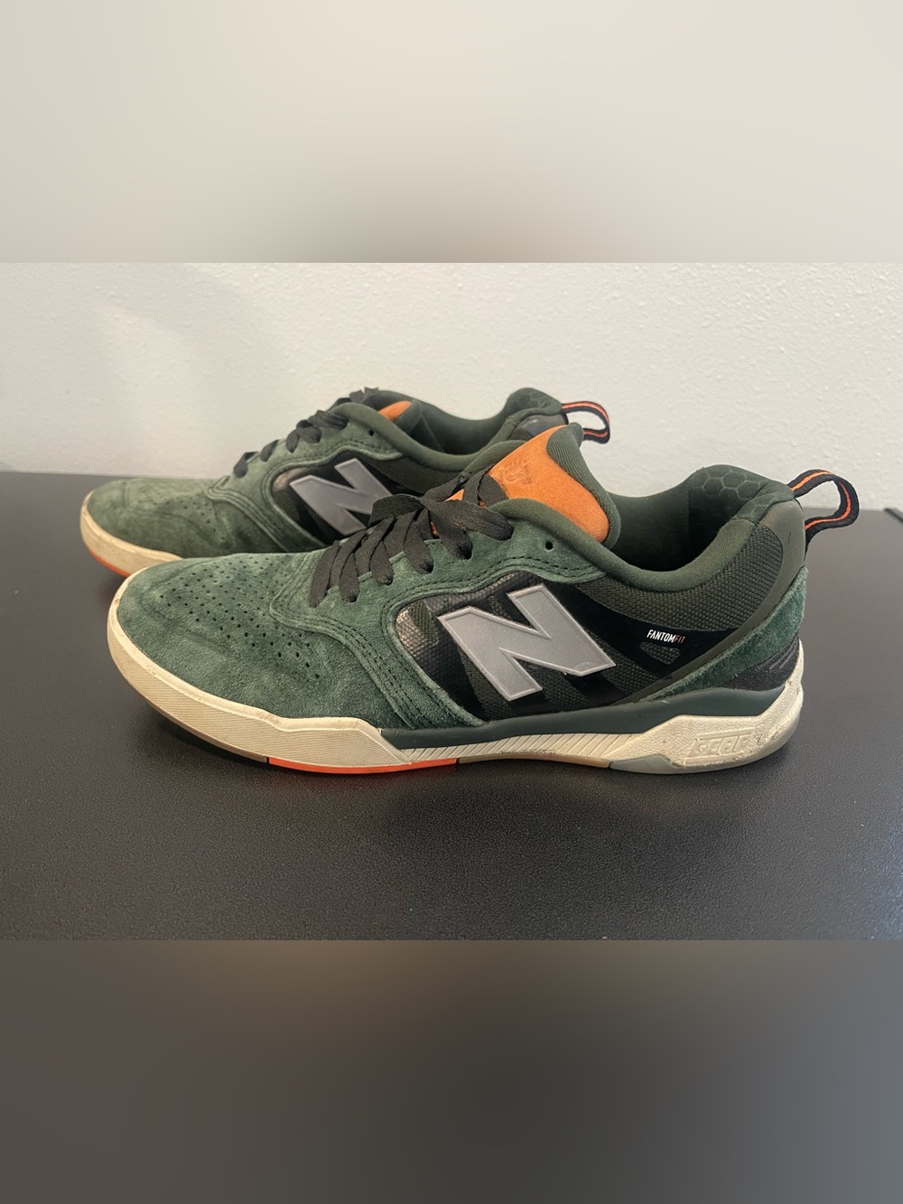 New Balance Numeric Tyler Surrey 868 Fantom Fit Men’s Green Suede Skate Sneakers